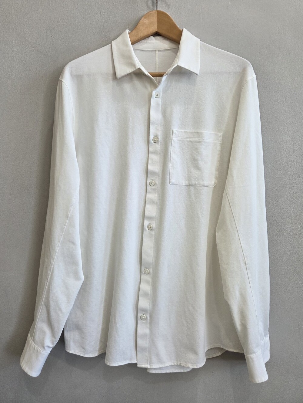Lululemon Commission White Button Shirt Long Sleeve Pocket Men's Size Large